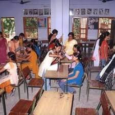 Class Vasant Kanya Maha Vidyalaya in Varanasi