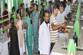 Laboratory of Sree Rachapudy Naga Bhushanam Degree & PG College, Kadapa in Kadapa