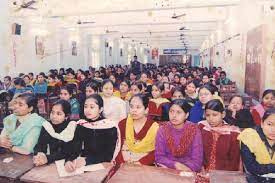 Group photo Kanpur Vidya Mandir Mahila Mahavidyalaya (KVMMM, Kanpur) in Kanpur 