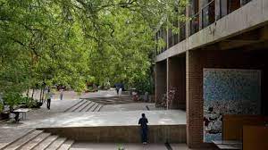 Outdoor photo CEPT University in Ahmedabad