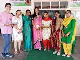 Group photo R.K.Arya College in Jalandar