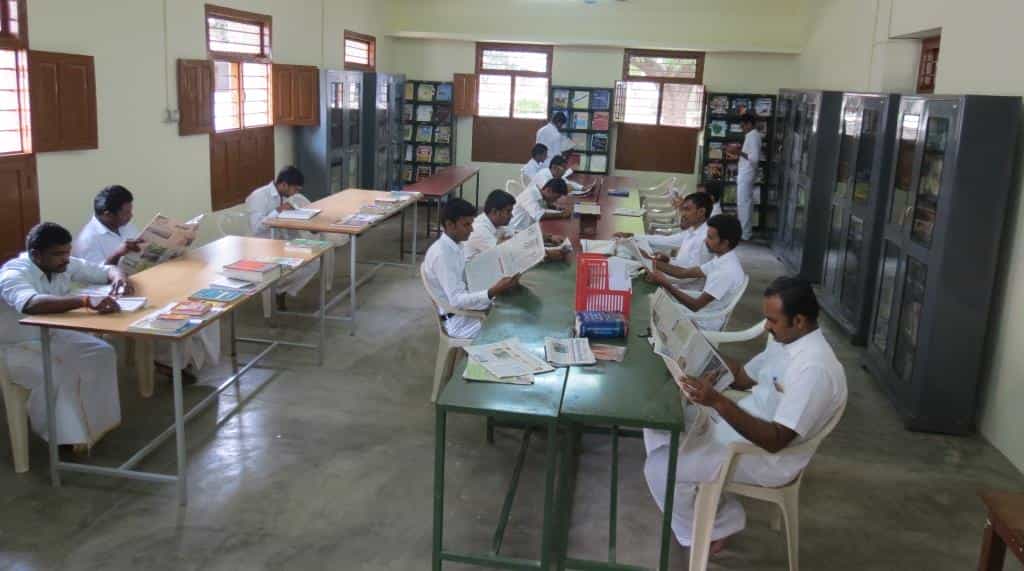 Library Photo Sri Ramakrishna Mission Vidyalaya College Of Education (SRKVCOE), Coimbatore in Coimbatore
