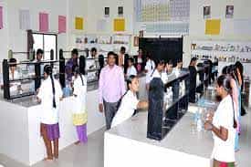Laboratory of CSSR & SRRM Degree College, Kamalapuram in Kadapa