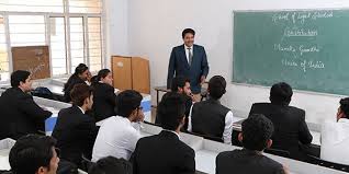 Class Babu Banarasi Das University, School of Legal Studies(BBDU-SLS, Lucknow) in Lucknow