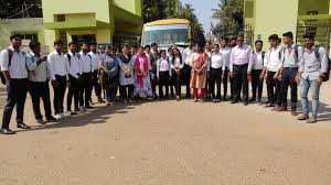 Group photo Sahyadri Polytechnic Sawarde (SPS, Ratnagiri) in Ratnagiri