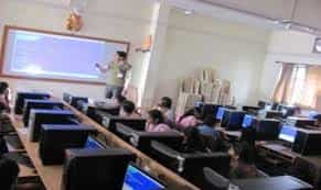 Smart class  Miraj Mahavidyalaya (MM, Sangli) in Sangli