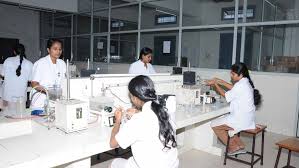 Practical Class at Sir CR Reddy College, Eluru in West Godavari	