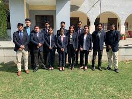 Students Group Photo Entrepreneurship & Management Process International(EMPI) in New Delhi