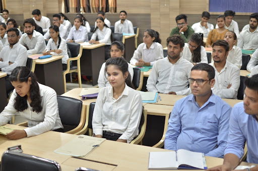 Class Room Career Point University Kota in Kota