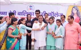 Group photo Krishna Devi Balika Degree College (KDBC, Farrukhabad) in Farrukhabad