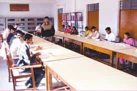Library B.N. Degree College in Hardoi
