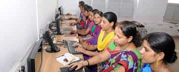 Computer Lab Crescent College f Education (CCE), Tiruvannamalai in Tiruvannamalai