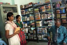 Library of Loyola Degree College, Pulivendla in Kadapa