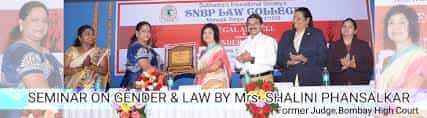 Group photo SNBP Law College in Pune