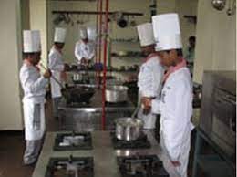 practical class Ayyar Bawan School of Catering And Hotel Management (ABSCHM, Chennai) in Chennai	