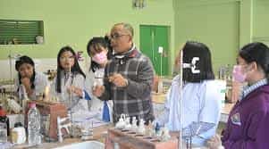 Laboratory of Donyi Polo Government College, Kamki in West Siang	