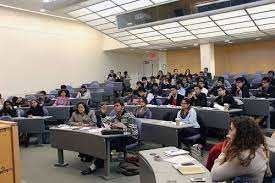 Class Room of HR College of Commerce & Economics, Mumbai in Mumbai 