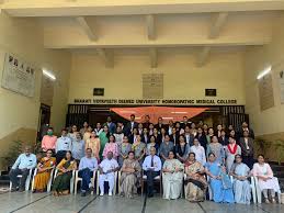 Group photo Bharati Vidyapeeth Homoeopathic Medical College in Pune