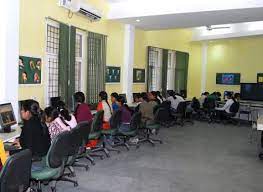 Computer lab D.A.V. College Amritsar in Amritsar	