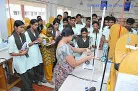 Lab Srinivas Institute of Technology (SIT, Mangalore) in Mangalore