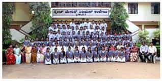 Group photo Saint Mary's Syrian College (SMSC), Udupi in Udupi