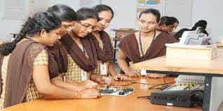 Lab Malineni Lakshmaiah Womens Engineering College (MLWEC, Guntur) in Guntur