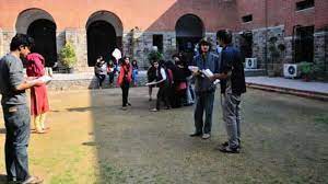 Students Photo St Stephen's College in North East Delhi	