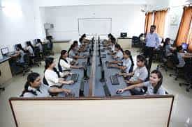 Computer Lab Aura Business School [ABS], New Delhi 