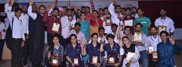 Group Photo Swami Shukdevanand Law College (SSLC), Shahjahanpur in Shahjahanpur