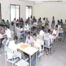 Class Dayanand College of Law in Kanpur 