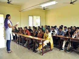 Classroom for RVS Padhmavathy College of Engineering and Technology (RVS-PCET), Thiruvallur in Thiruvallur