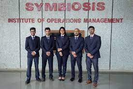 Group photo Symbiosis Institute of Operations Management (SIOM, Nashik) in Nashik