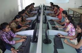 Computer Lab Photo Veerayatan Group of Institutions, Kachchh in Kachchh