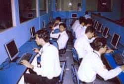 Computer Lab Cosmic Business School, New Delhi 