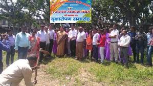 Group photo Laxmi Narayan Degree College (LNDC, Praygraj) in Prayagraj