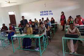 CLasses Sant Shiromani Kabir Saheb Mahavidhyalaya in Jhansi