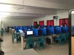 Computer lab  Nanasaheb Mahadik College of Engineering (NMCE, Sangli) in Sangli