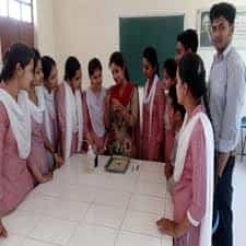 Lab Krishna Devi Balika Degree College (KDBC, Farrukhabad) in Farrukhabad