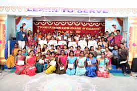 Group Photo Poondi Pudhumai Madha College Of Education, Tiruchirappalli in Tiruchirappalli