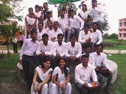 Group photo Eklavya Mahavidyalaya in Banda