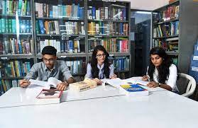  L.S. Raheja College of Arts and Commerce, Mumbai Library