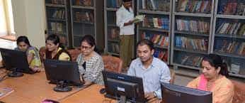 Computer Lab Kalyan Law College (KLC), Bhilai in Balod