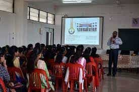 Smart class Venkateshwara Institute of Management (VIM, Sangli) in Sangli