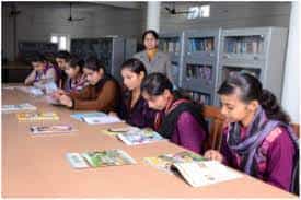 Library Ch. Ishwar Singh Kanya Mahavidyalaya in Kaithal	
