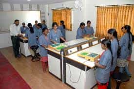 Lab Vetri Vinayaha Polytechnic College (VVPC), Tiruchirappalli  