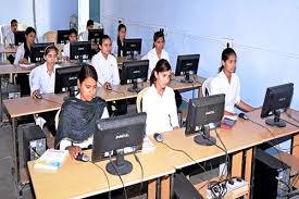 Computer lab Tika Ram PG Girls College in Sonipat