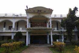 Campus Luxmi Charan Hubblal Mahavidyalaya in Jalaun