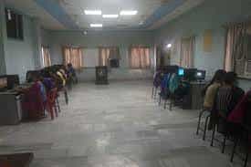 Computer lab Mata Ganga Girls College in Jalandar