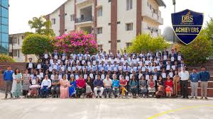 Group photo  Doon Business School (DBS, Dehradun)  in Dehradun