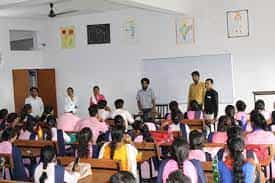 Classroom Maa Sharda Mahavidyalaya in Jhansi